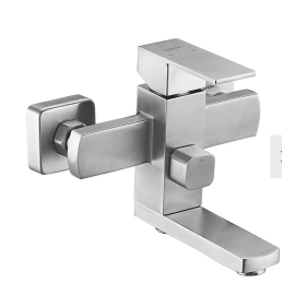 TROYA Змішувач на ВАННУ кр.н шар нерж. GOF3-A095